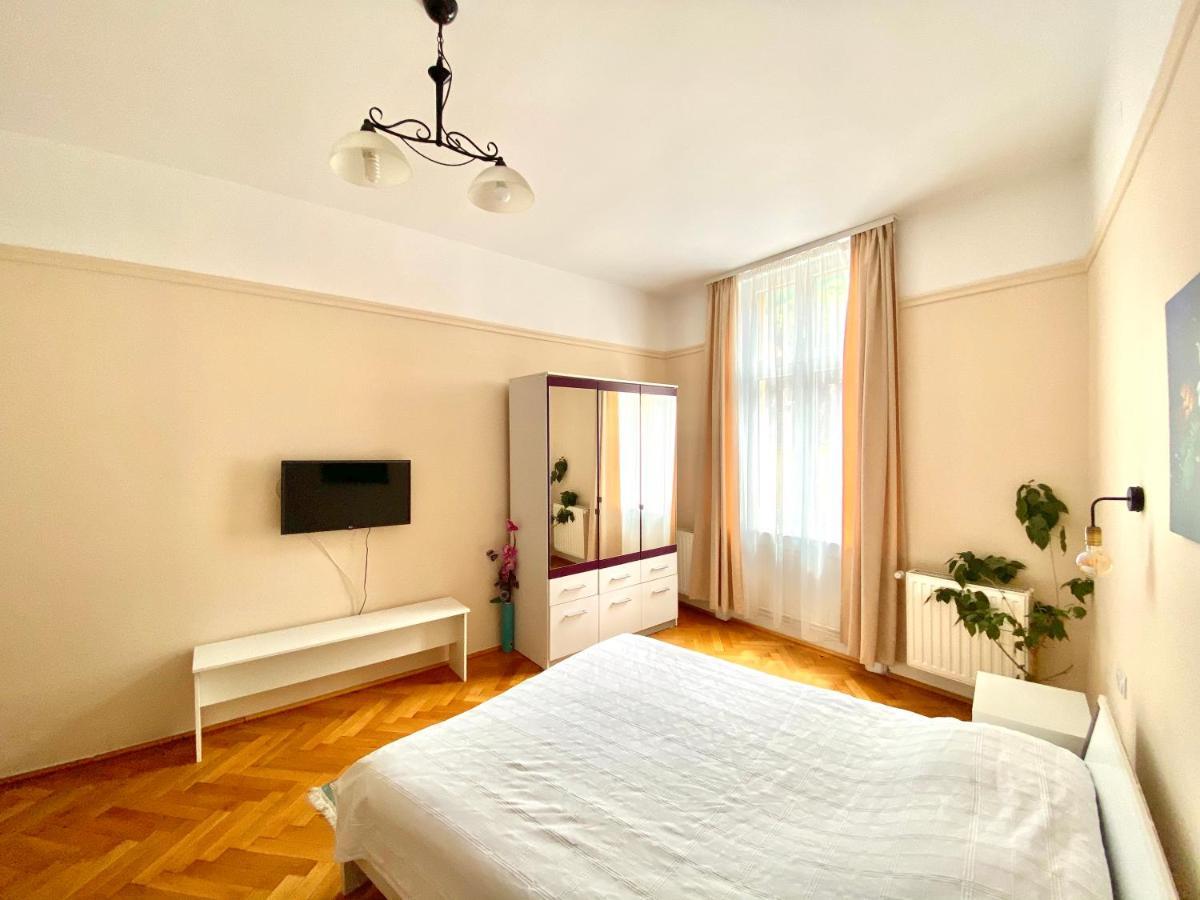 Casa Balcescu Hotel Braşov Buitenkant foto