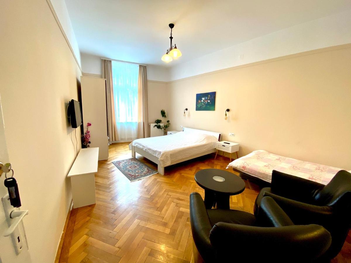 Casa Balcescu Hotel Braşov Buitenkant foto