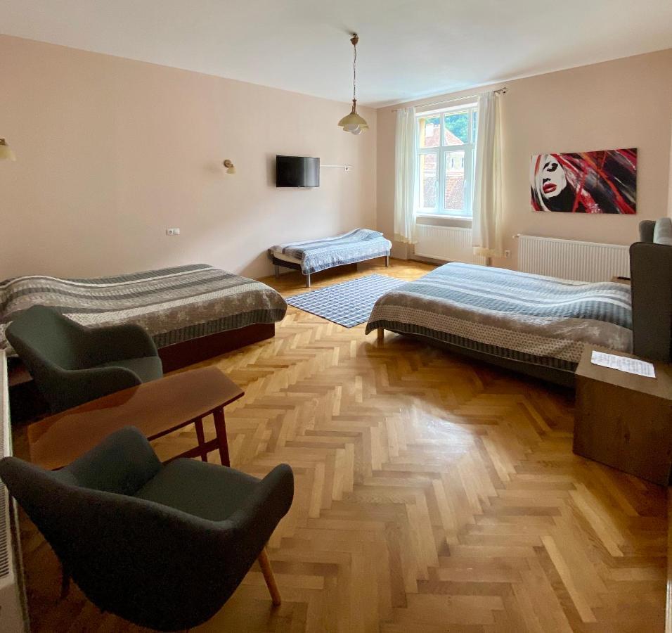 Casa Balcescu Hotel Braşov Buitenkant foto
