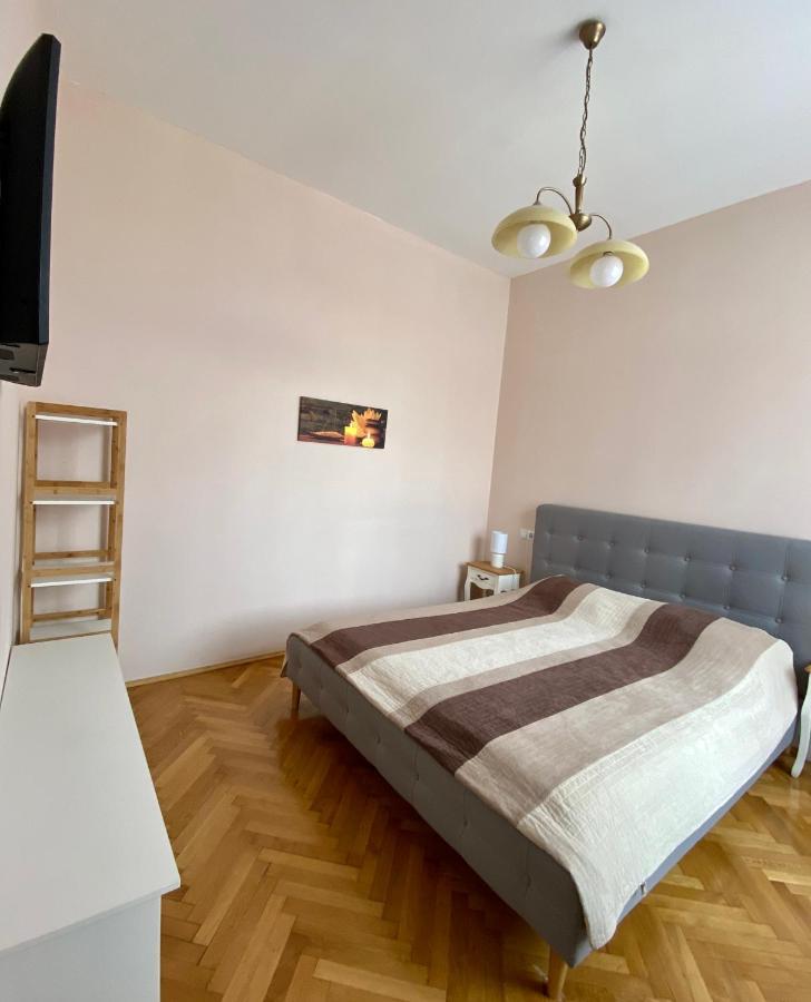 Casa Balcescu Hotel Braşov Buitenkant foto